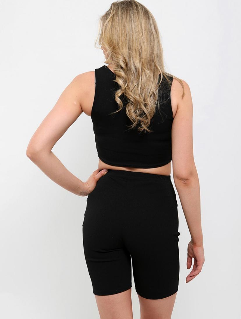Biker shorts & crop top set