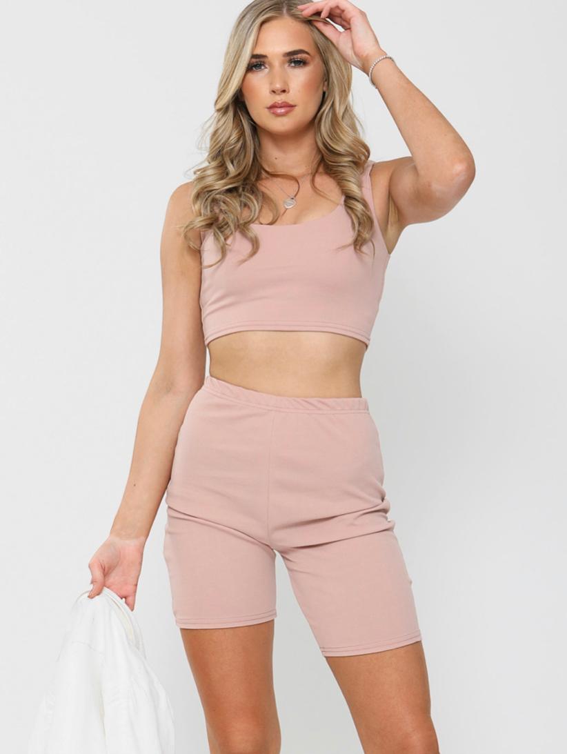 Biker shorts & crop top set